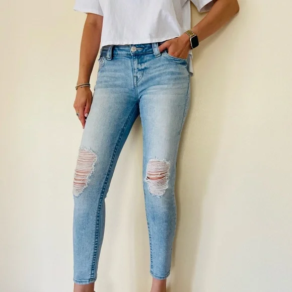 True religion Halle mid rise super skinny distress jeans - Picture 2 of 10